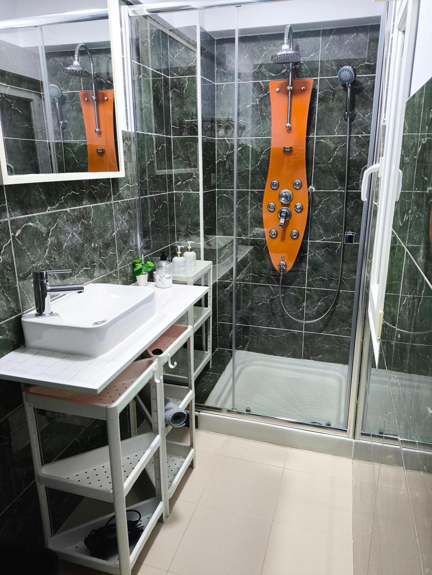 El Nido Apartment Santander Luaran gambar